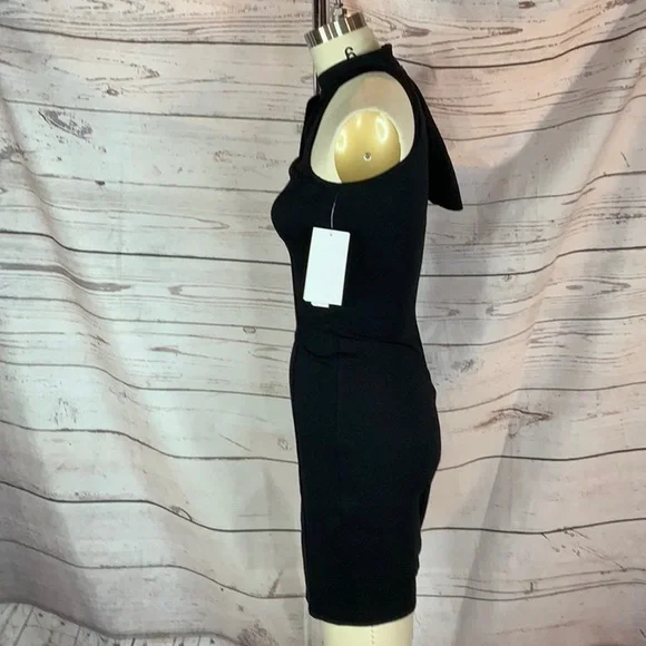 Design Lab ruffle top sheath dress